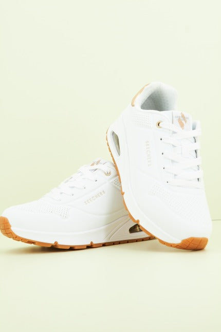 SKECHERS UNO GEN en color BLANCO  (1)