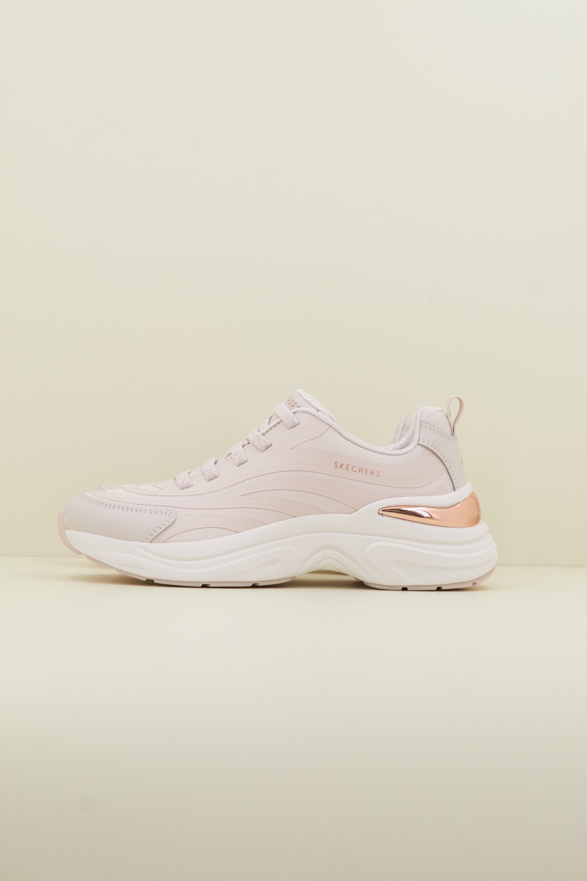 SKECHERS HAZEL en color NUDE  (1)