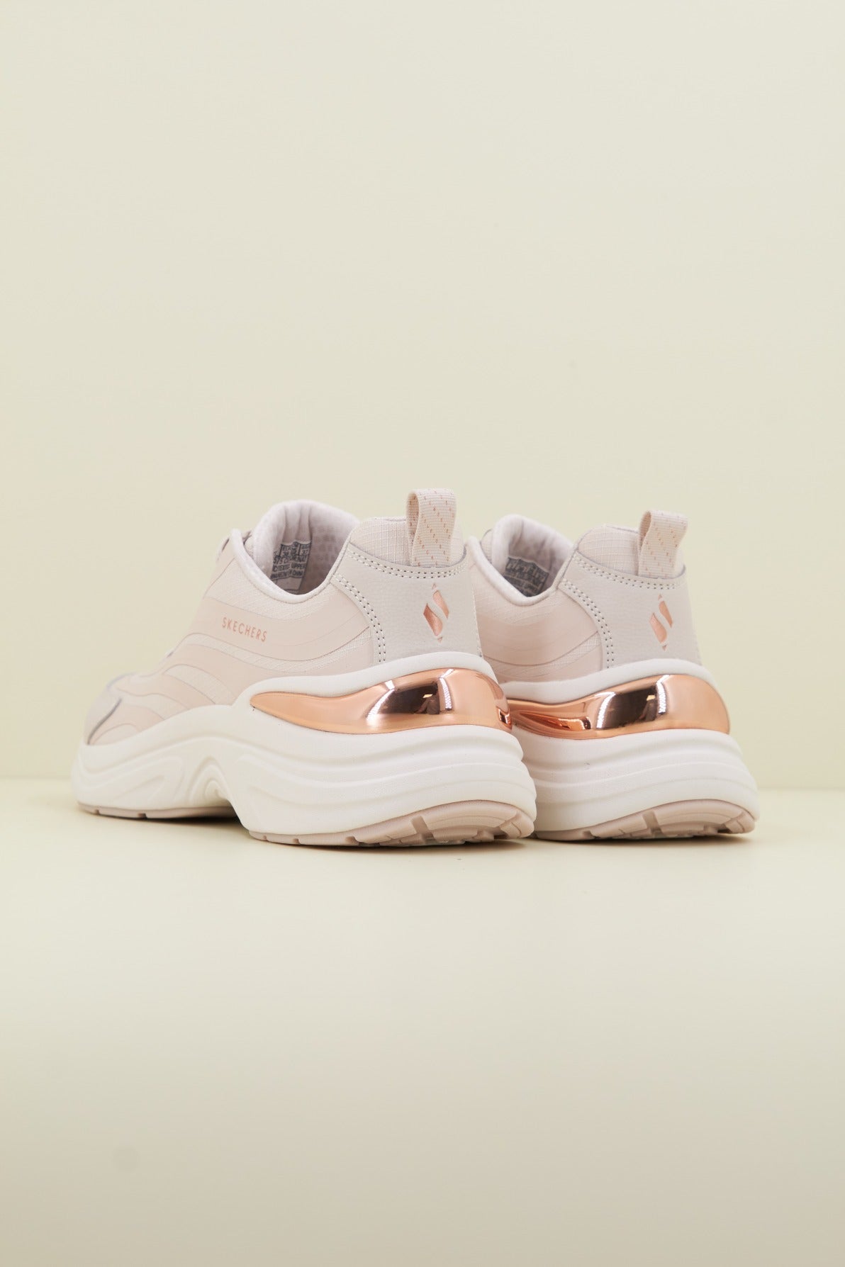 SKECHERS HAZEL en color NUDE  (3)