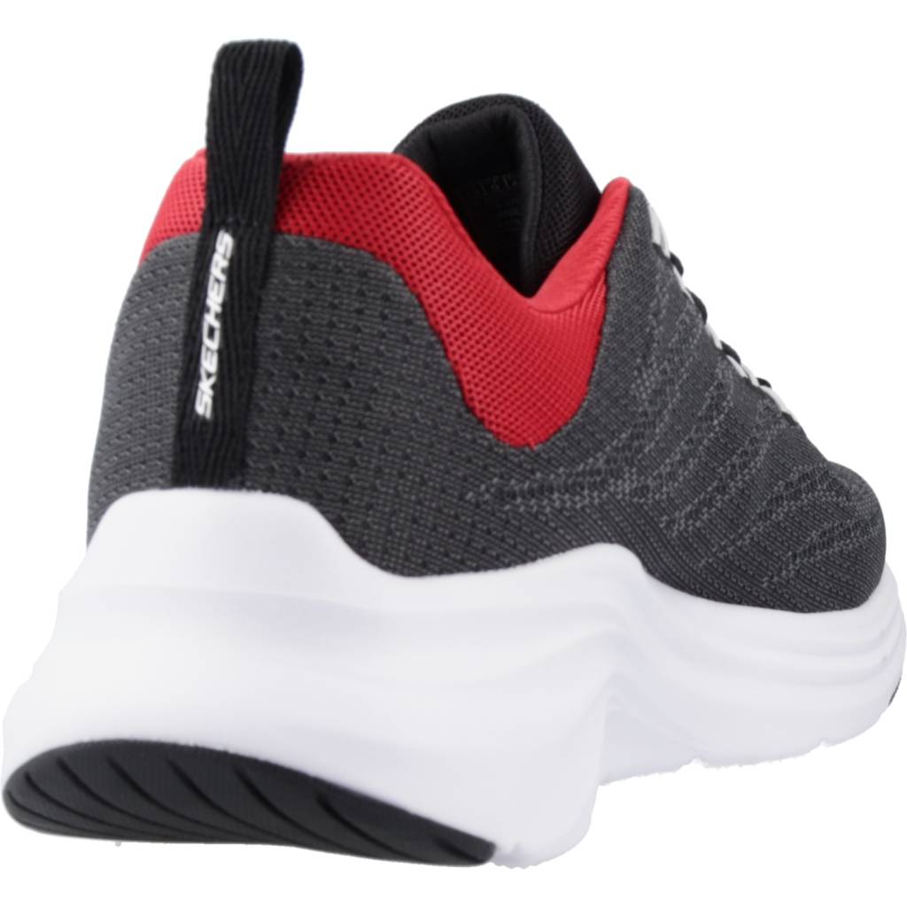 SKECHERS VAPOR FOAM en color NEGRO  (3)