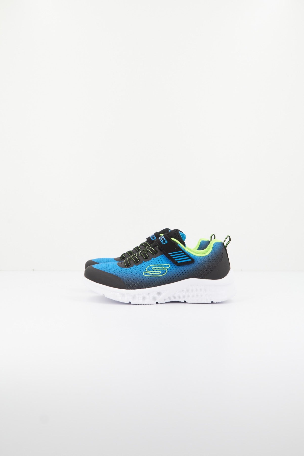 SKECHERS MICROSPEC-ZORVA en color AZUL  (1)