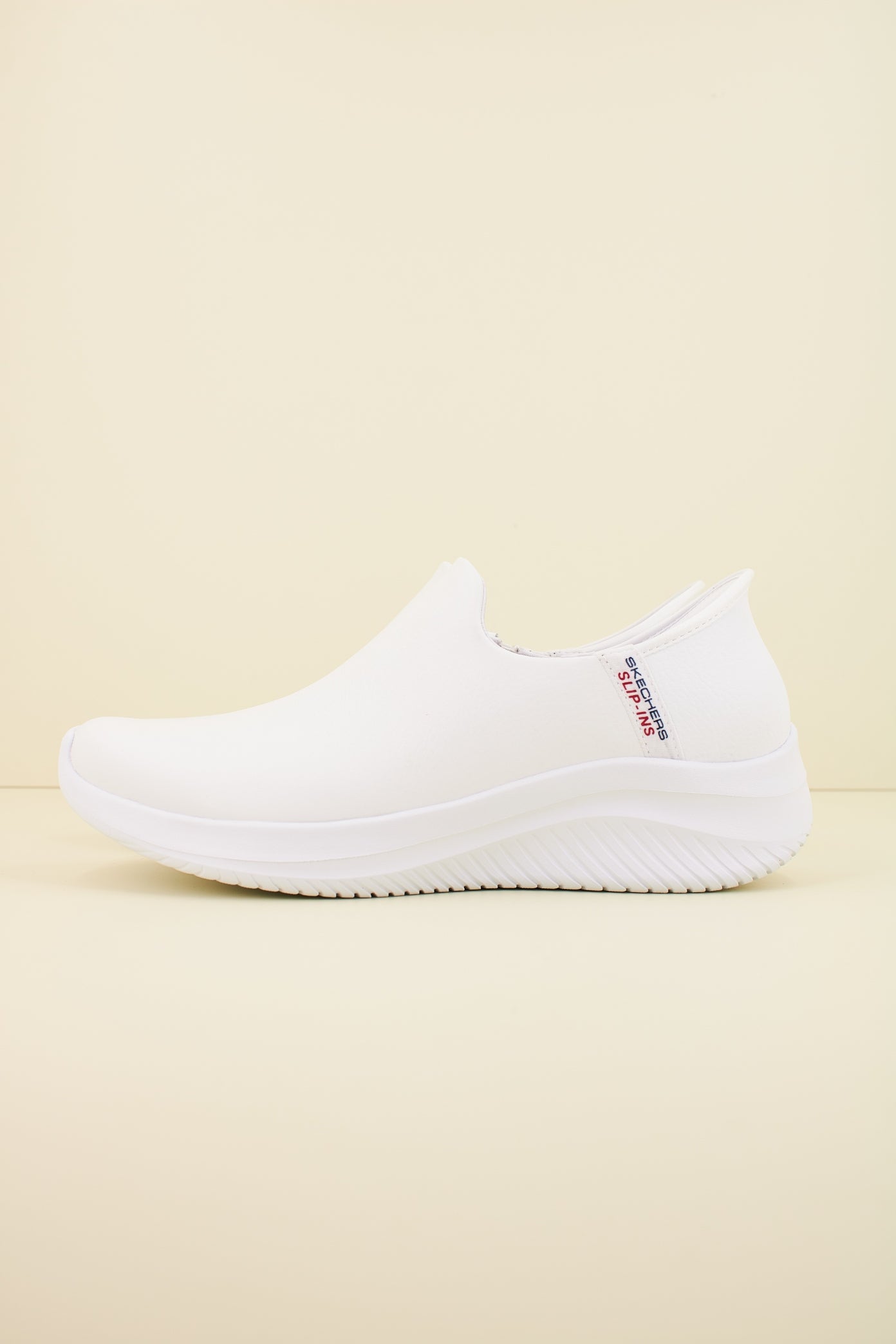 SKECHERS S  SLIP-INS en color BLANCO  (1)