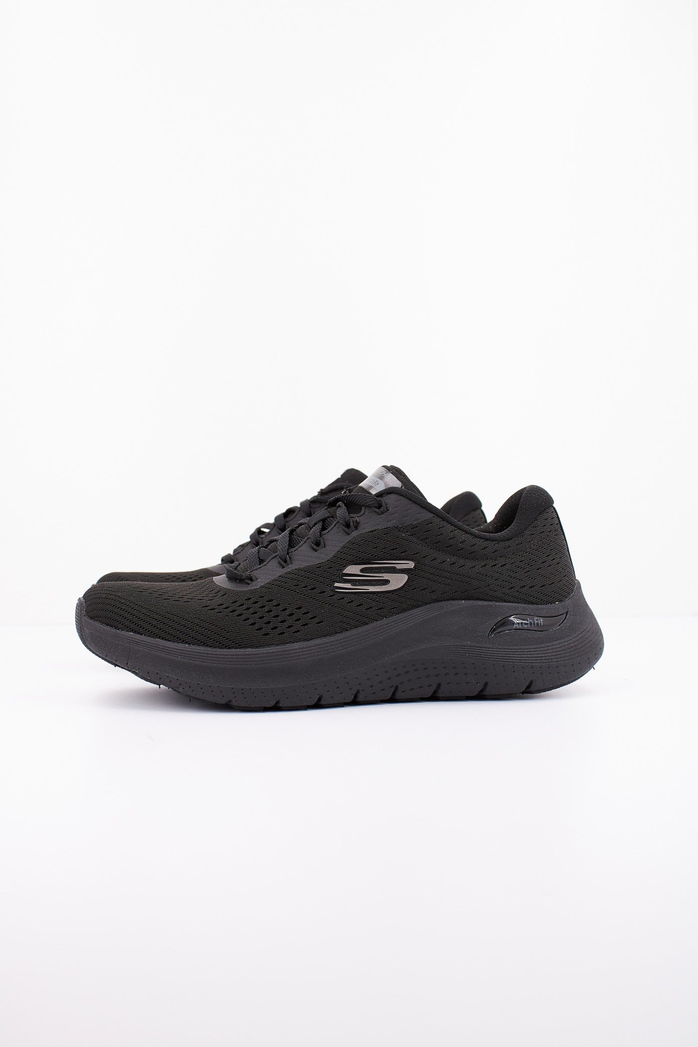 SKECHERS ARCH FIT . en color NEGRO  (1)