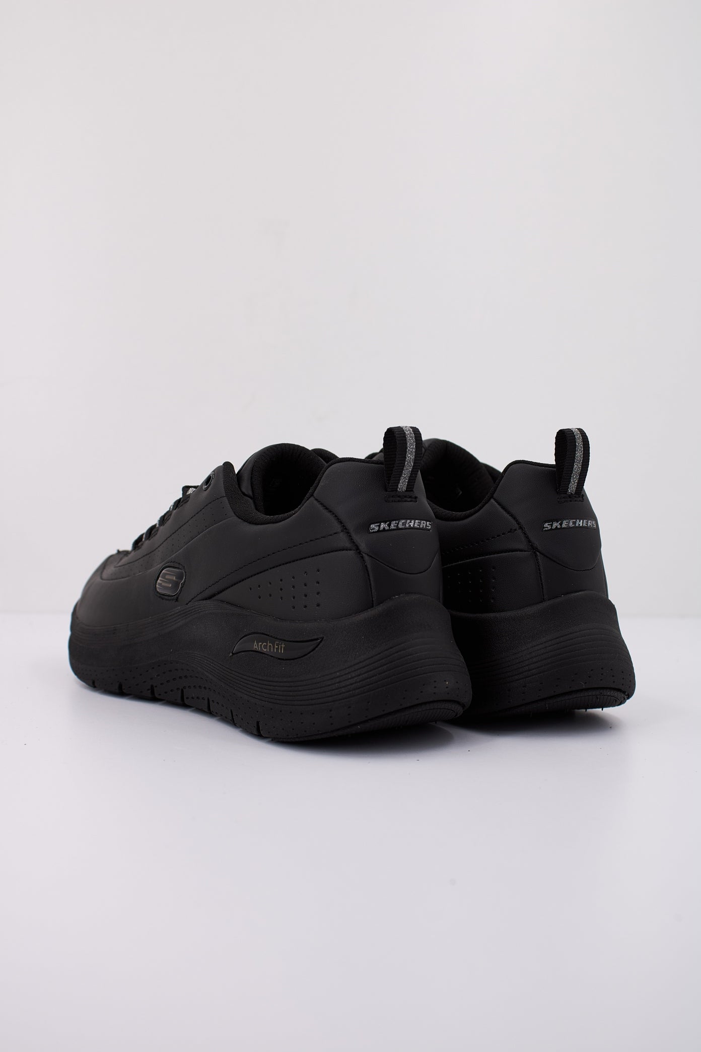 SKECHERS ARCH FIT .-STAR BO en color NEGRO  (4)