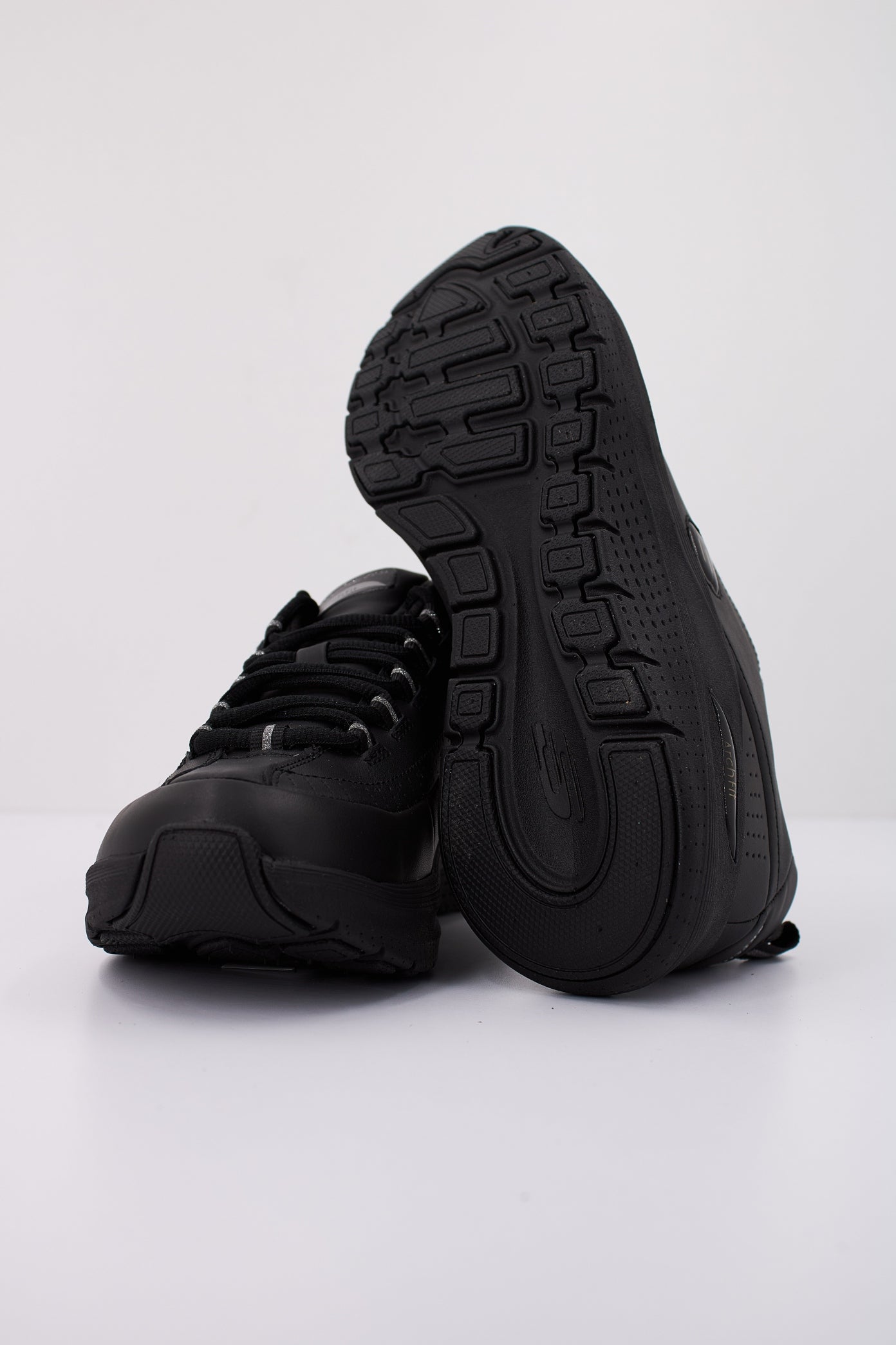 SKECHERS ARCH FIT .-STAR BO en color NEGRO  (5)