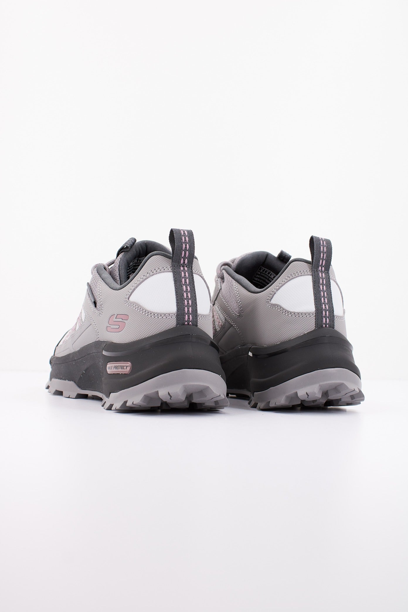 SKECHERS MAX PROTECT LEGACY en color GRIS  (3)