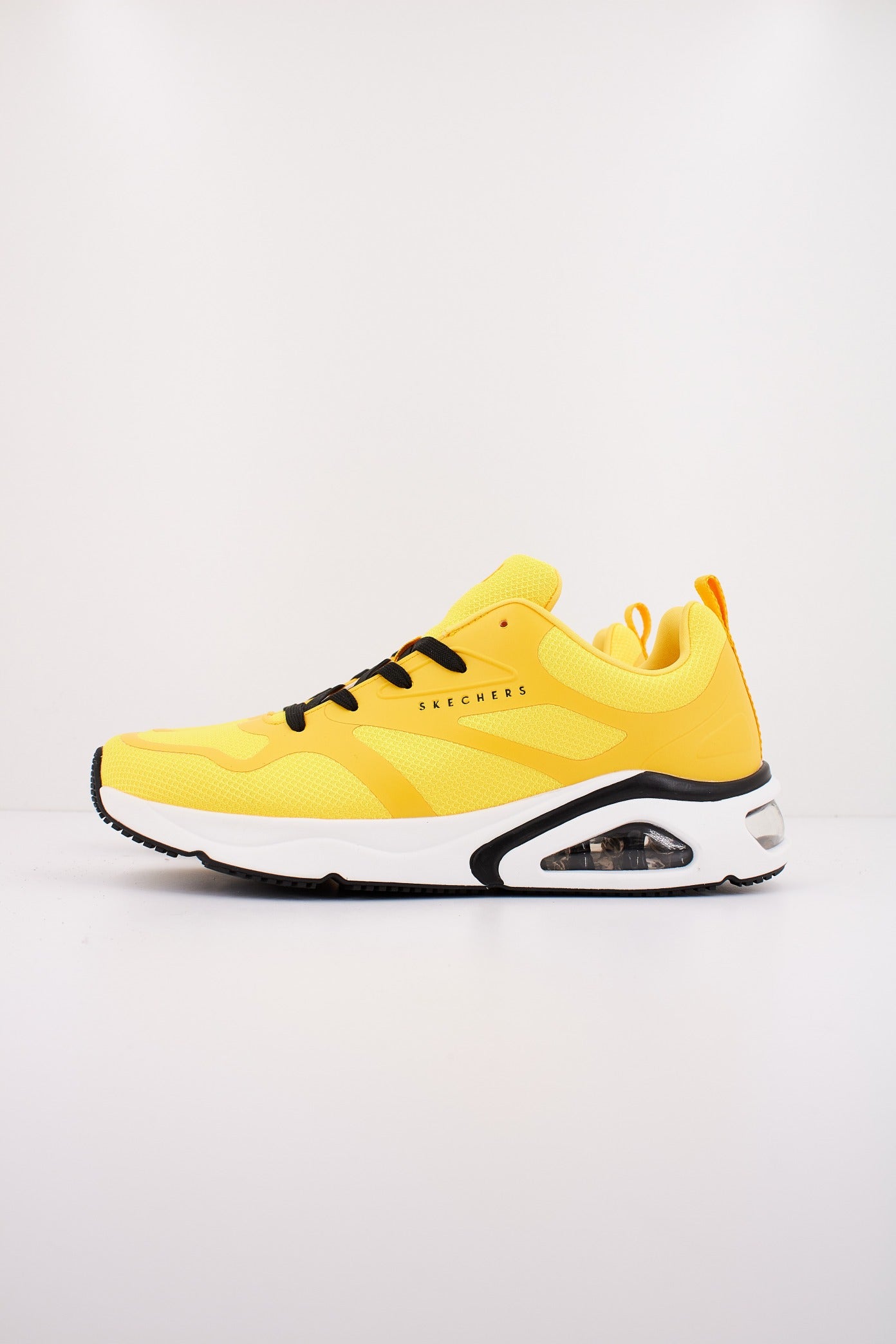 SKECHERS  TRES-AIR UNO en color AMARILLO  (1)