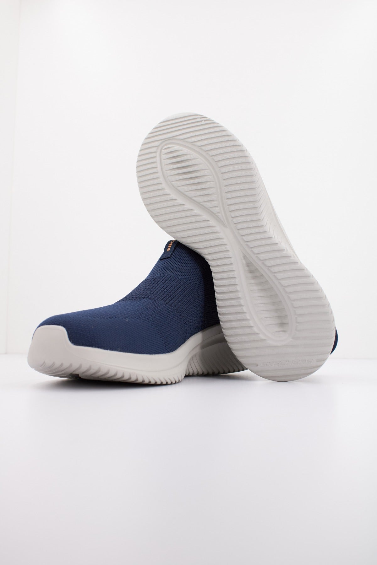 SKECHERS SLIP-INS: ULTRA FLEX . - VIEWPOINT en color AZUL  (4)