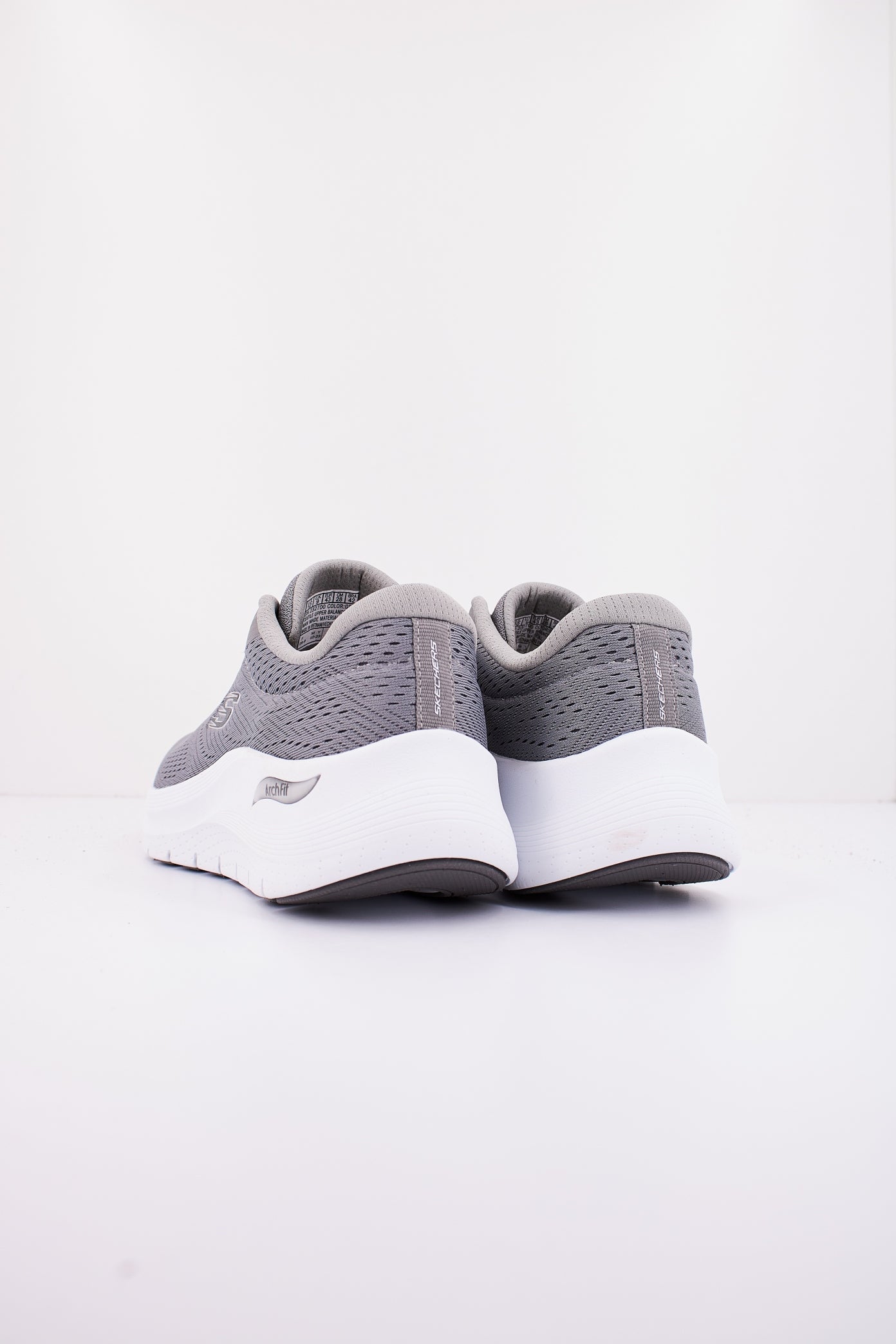 SKECHERS S en color GRIS  (3)