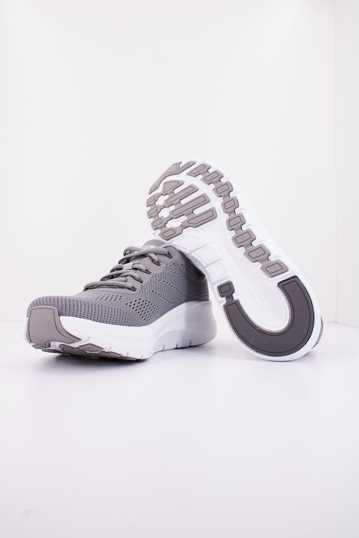 SKECHERS S en color GRIS  (4)