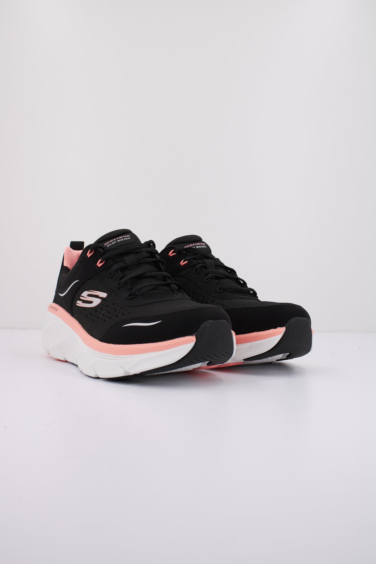 SKECHERS D'LUX WALKER . en color NEGRO  (2)