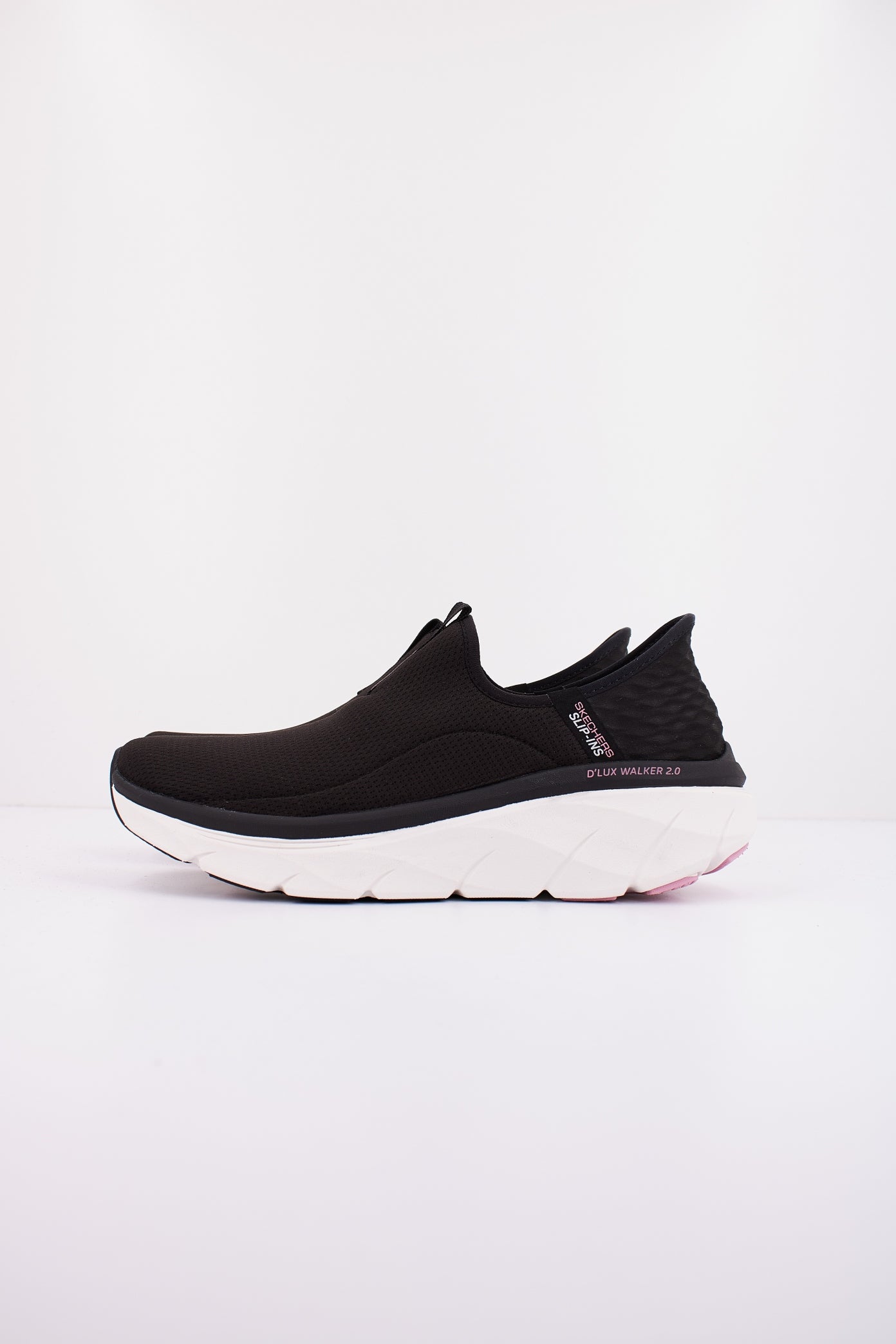 SKECHERS SLIP-INS S D'LUX WALKER . en color NEGRO  (1)