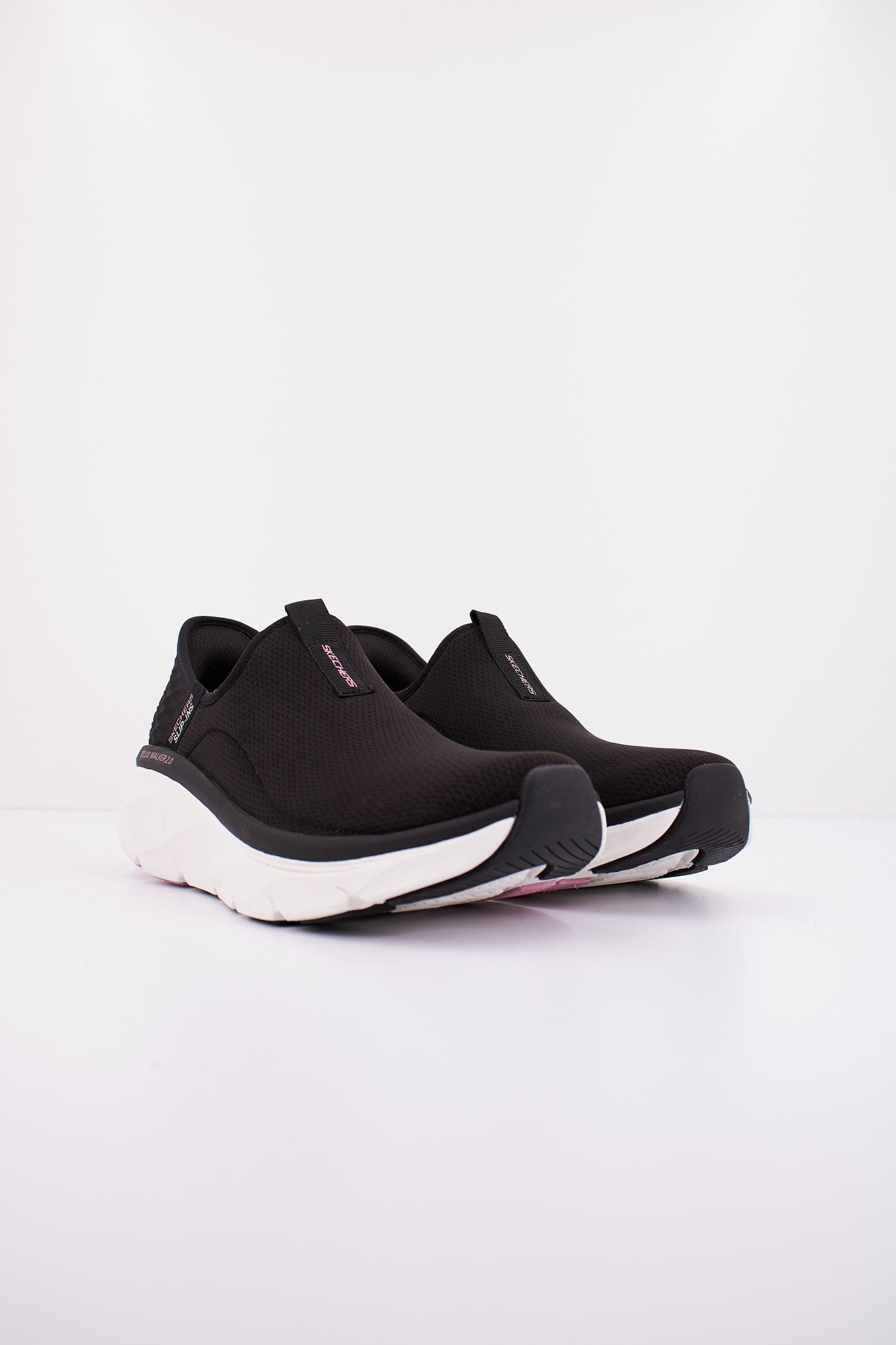 SKECHERS SLIP-INS S D'LUX WALKER . en color NEGRO  (2)