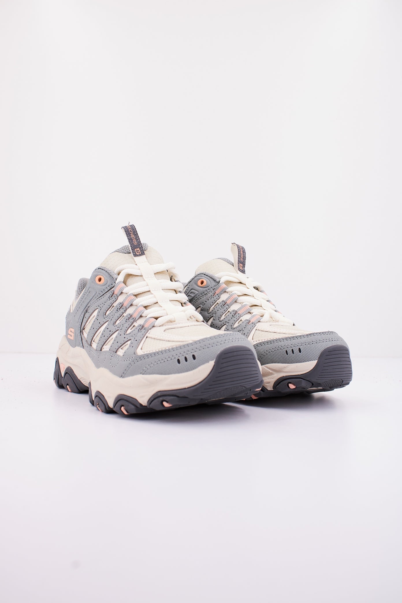 SKECHERS S  en color GRIS  (2)