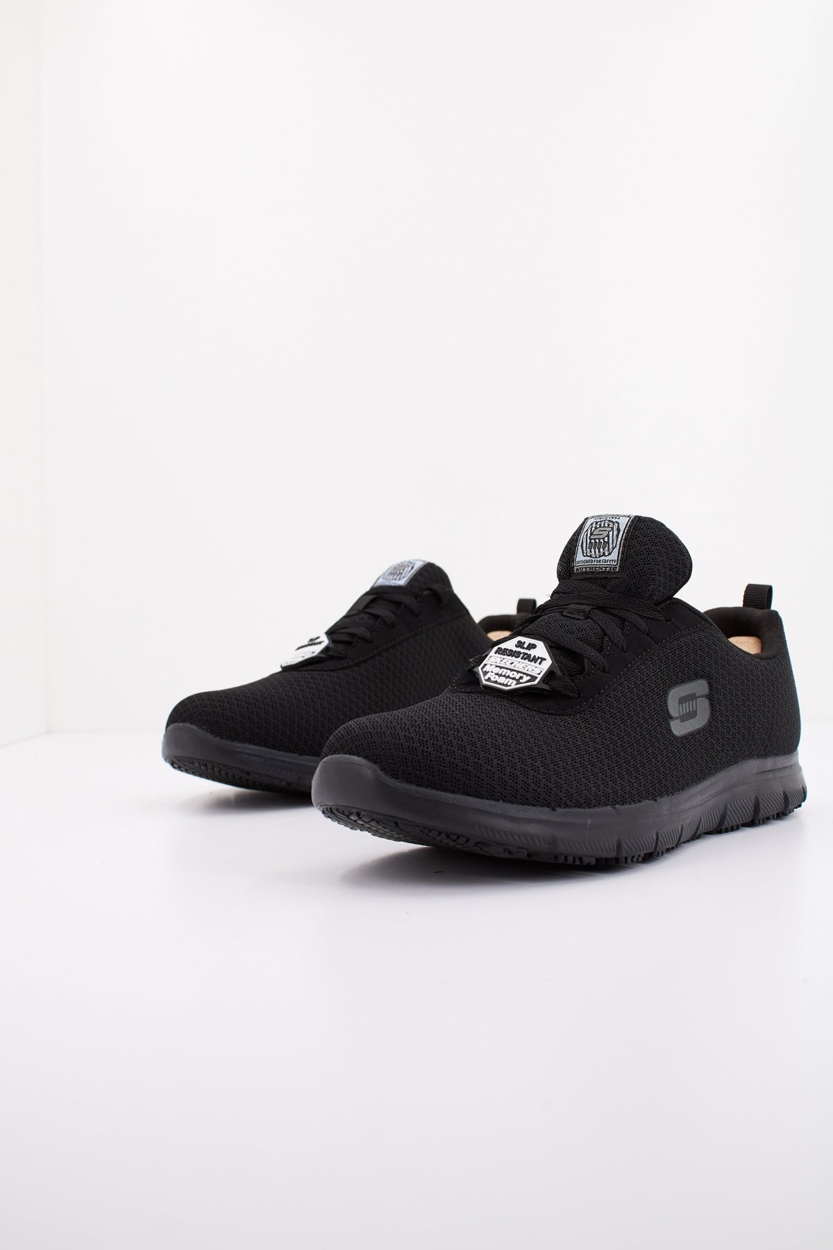 SKECHERS GHENTER- BRONAUGH en color NEGRO  (2)