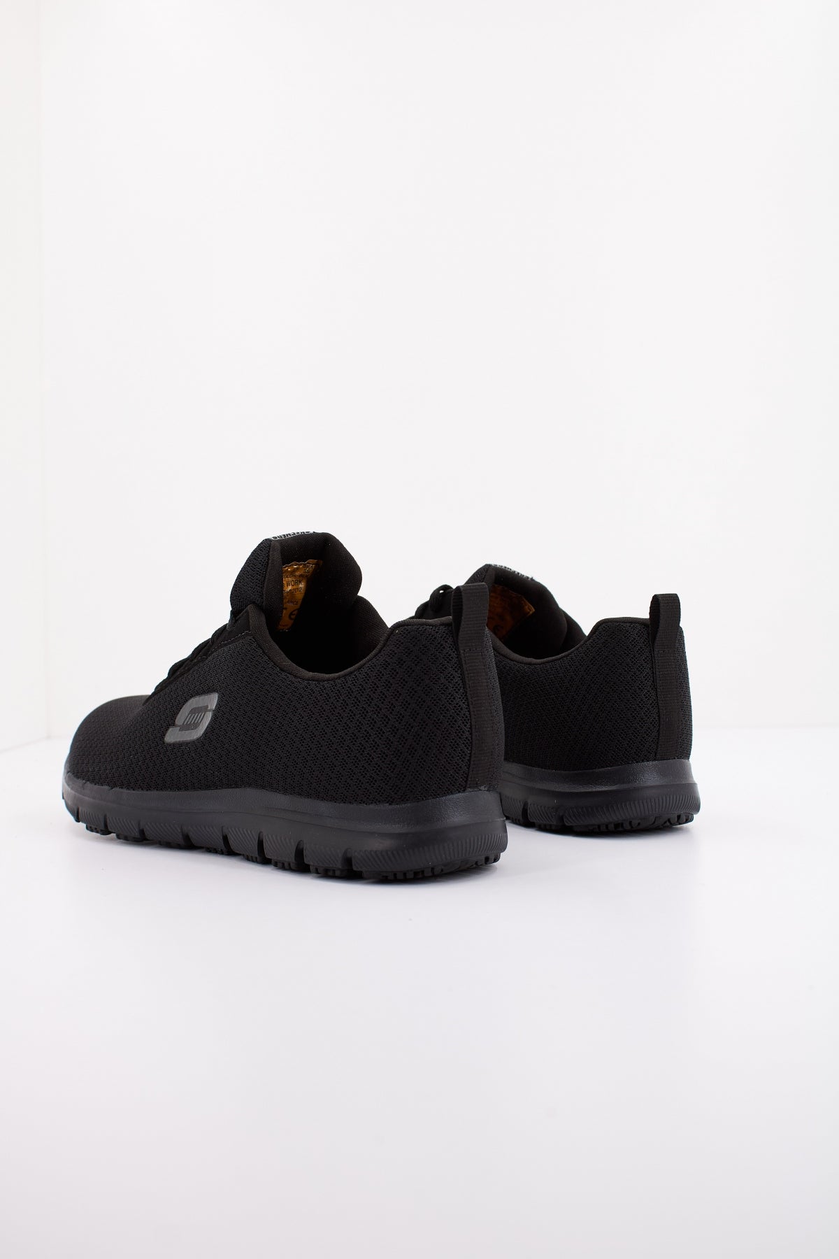 SKECHERS GHENTER- BRONAUGH en color NEGRO  (3)