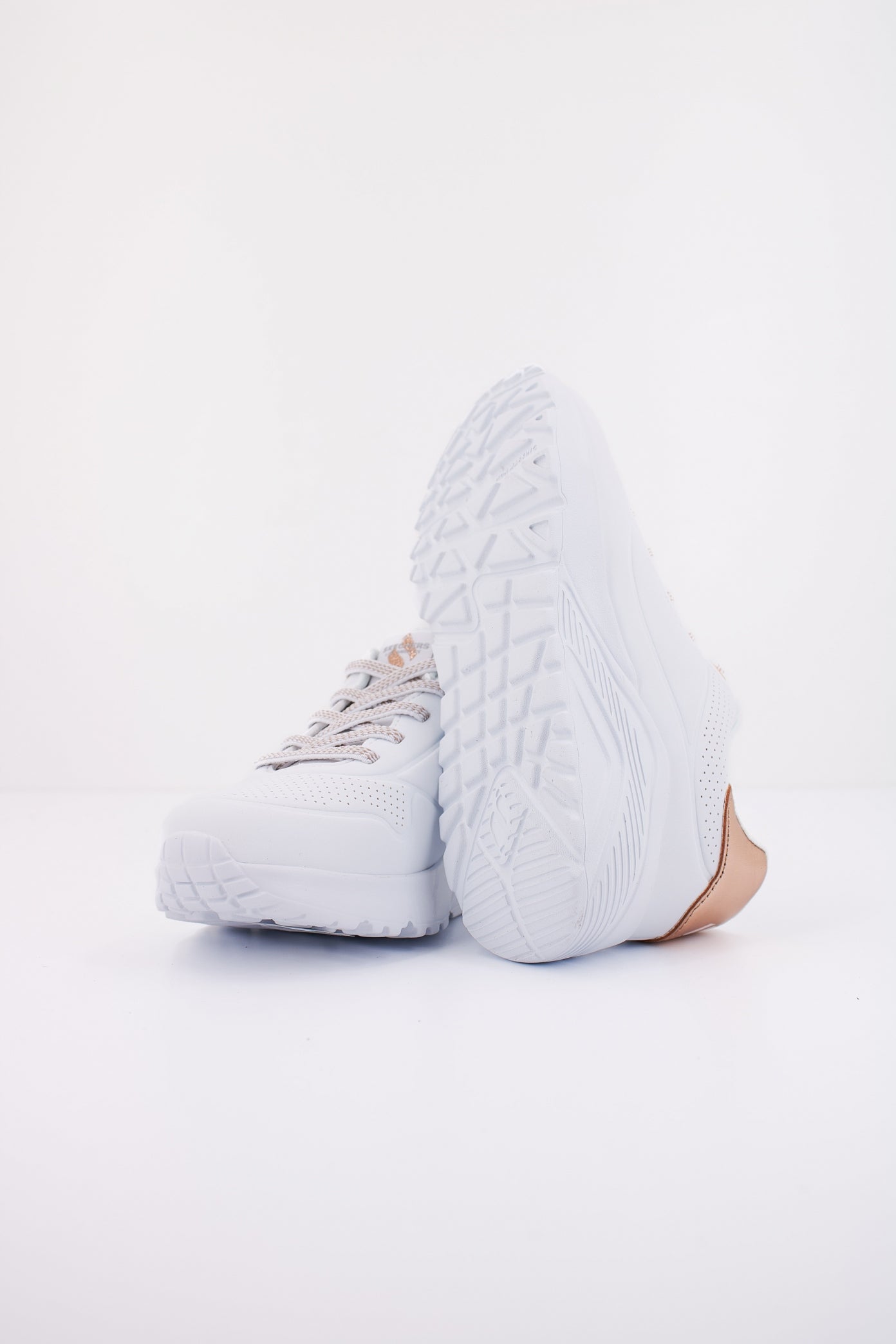 SKECHERS UNO LITE-METALLIC MO en color BLANCO  (5)