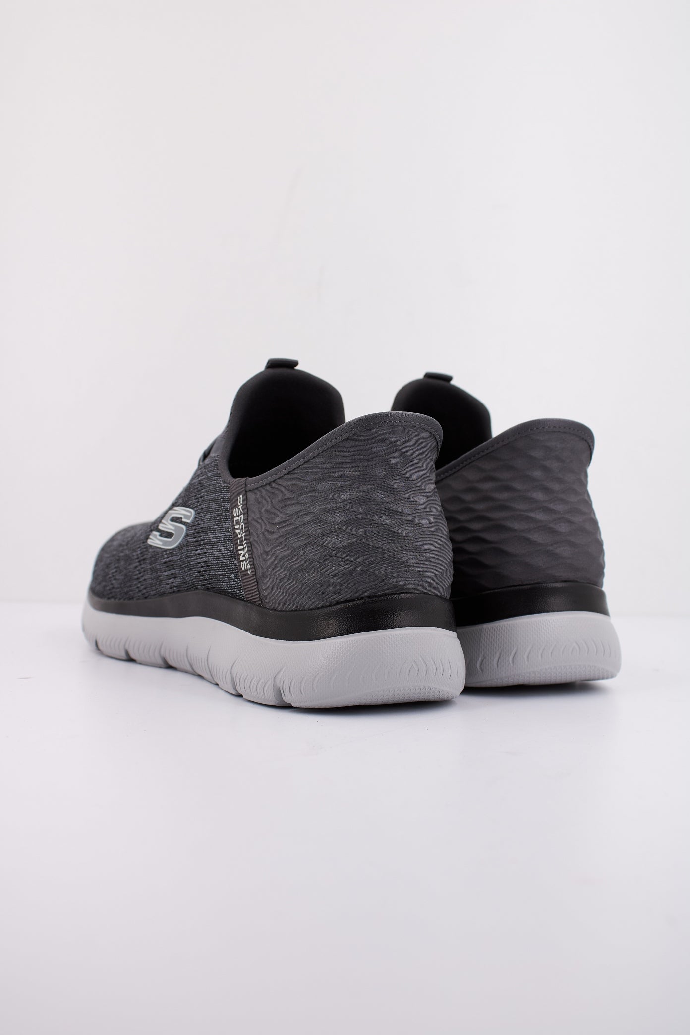 SKECHERS SUMMITS - KEY PACE en color GRIS  (4)