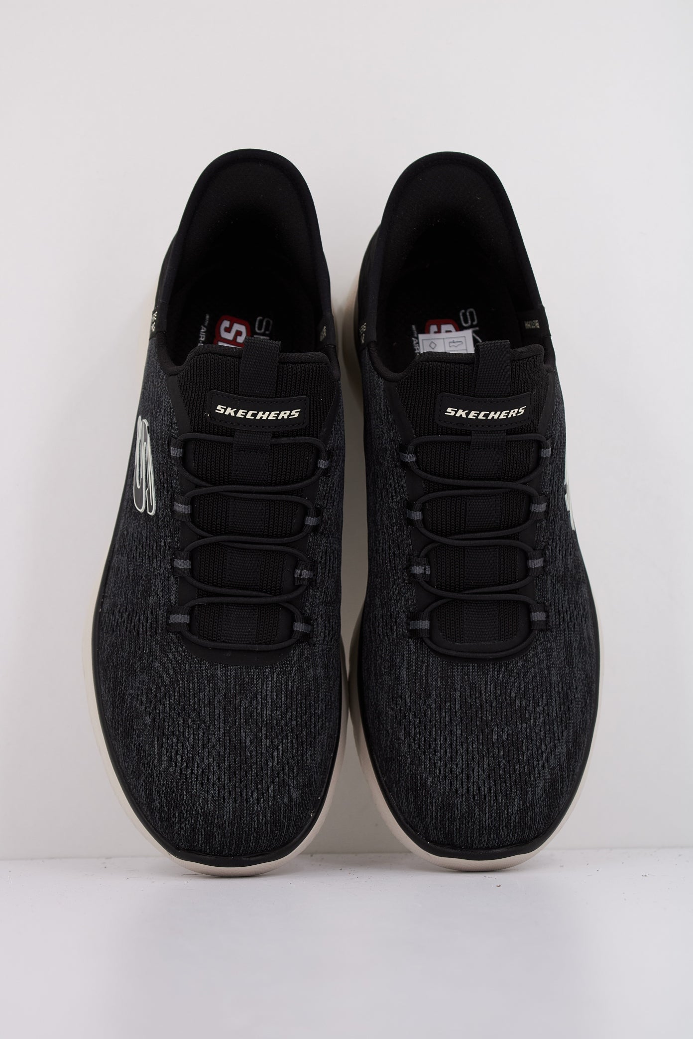 SKECHERS SUMMITS - KEY PACE SLIP-INS en color NEGRO  (3)