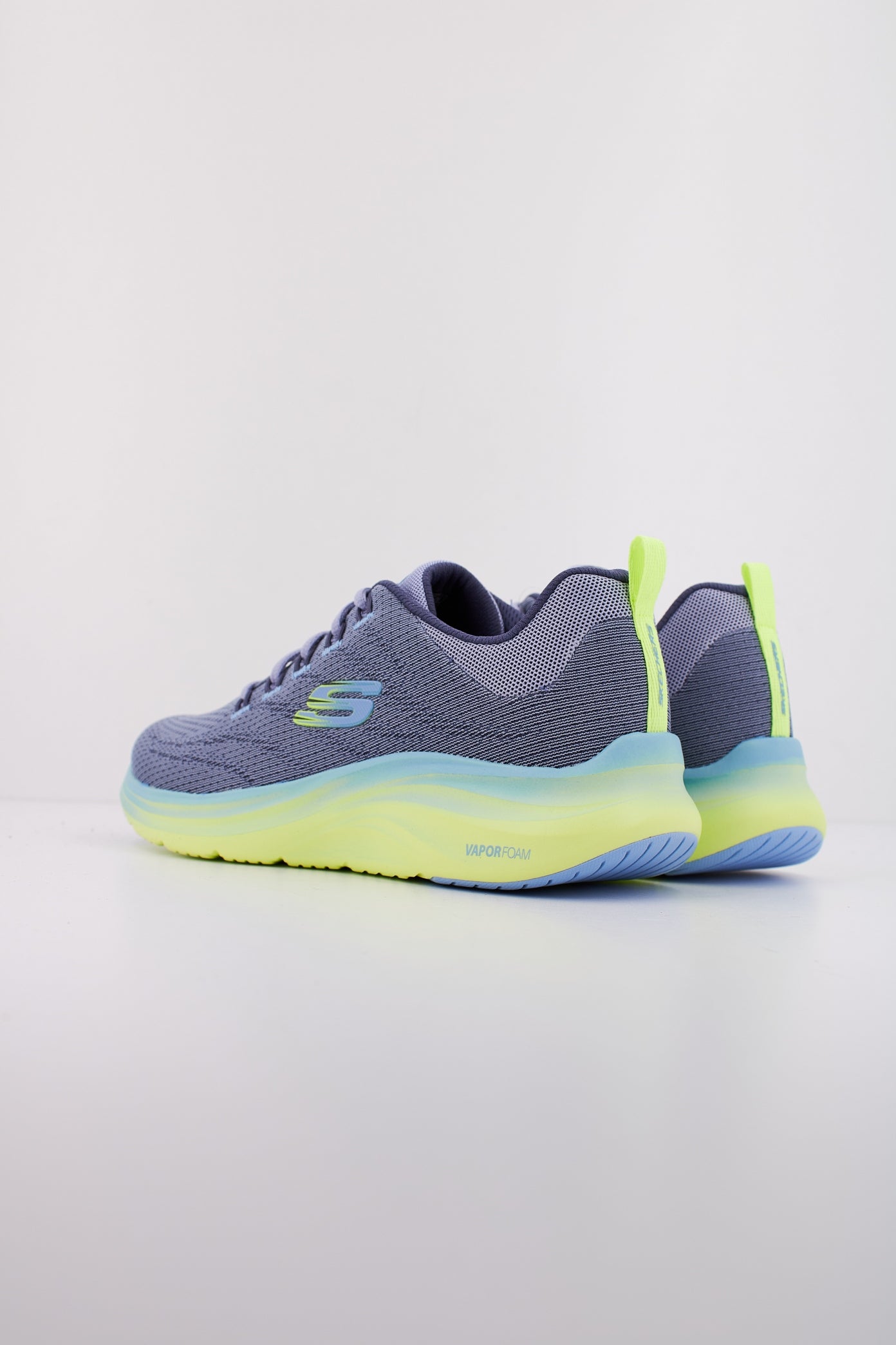 SKECHERS VAPOR FOAM en color VIOLETA  (4)