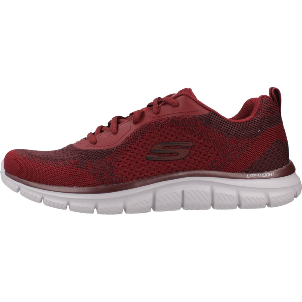 SKECHERS TRACK en color BURDEOS  (2)