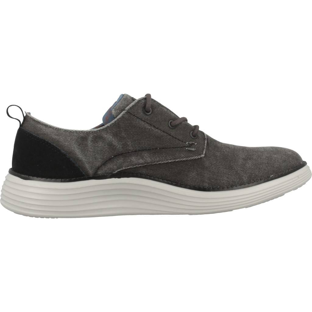 SKECHERS STATUS . PEXTON en color NEGRO  (4)