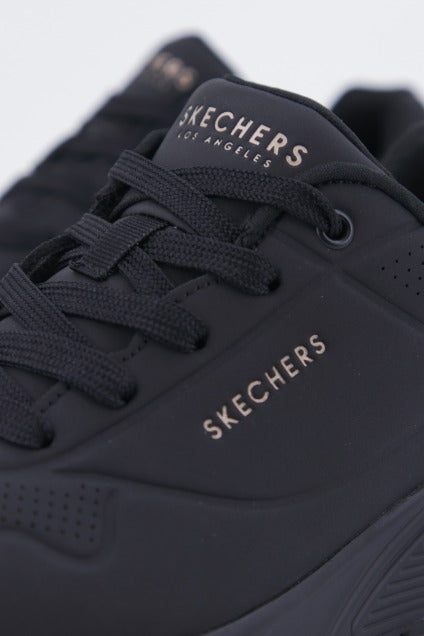 SKECHERS UNO -STAND ON AIR en color NEGRO  (3)