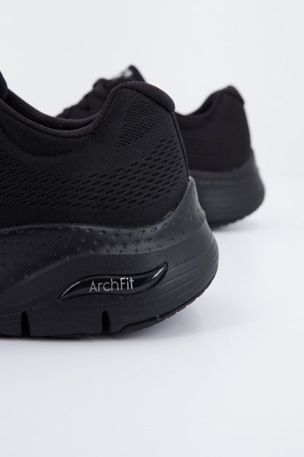 SKECHERS ARCH FIT en color NEGRO  (4)