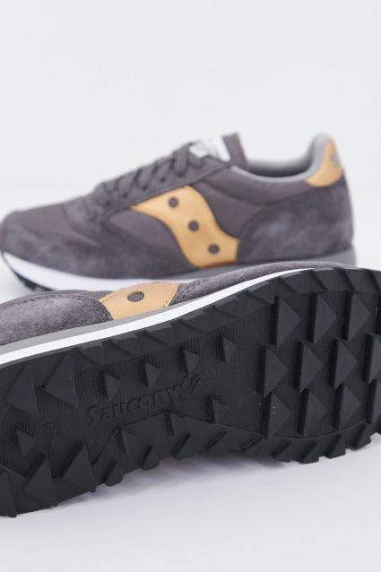 SAUCONY  JAZZ  en color GRIS  (4)