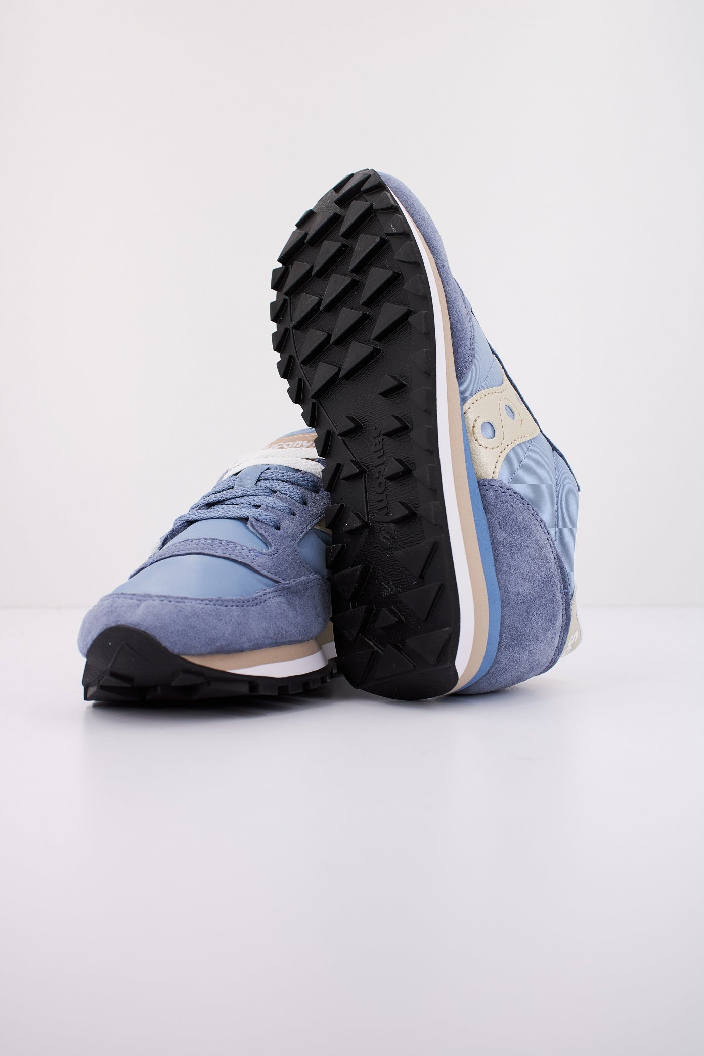 SAUCONY JAZZ TRIPLE en color AZUL  (4)