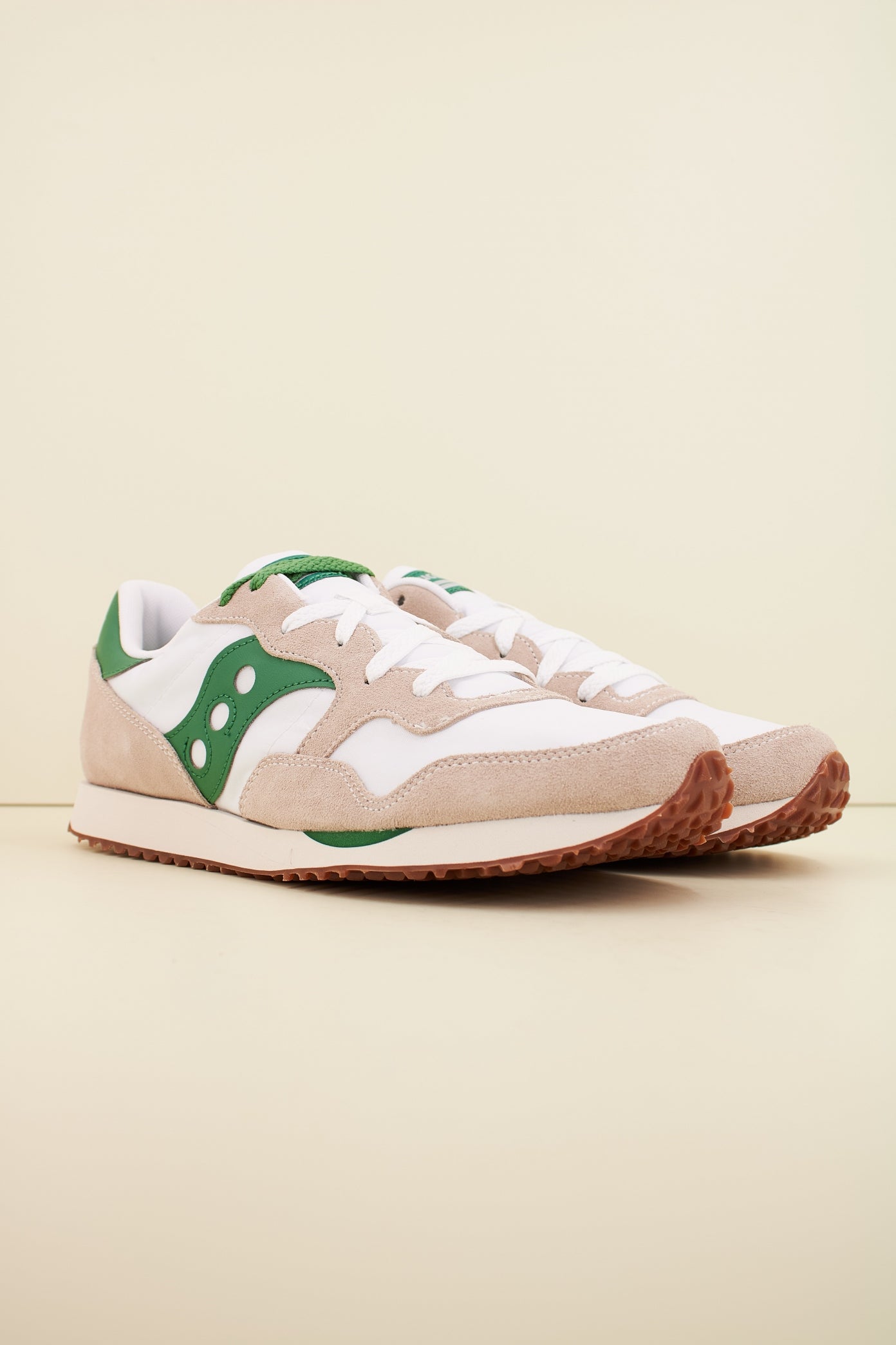 SAUCONY DXN TRAINER en color BLANCO  (2)