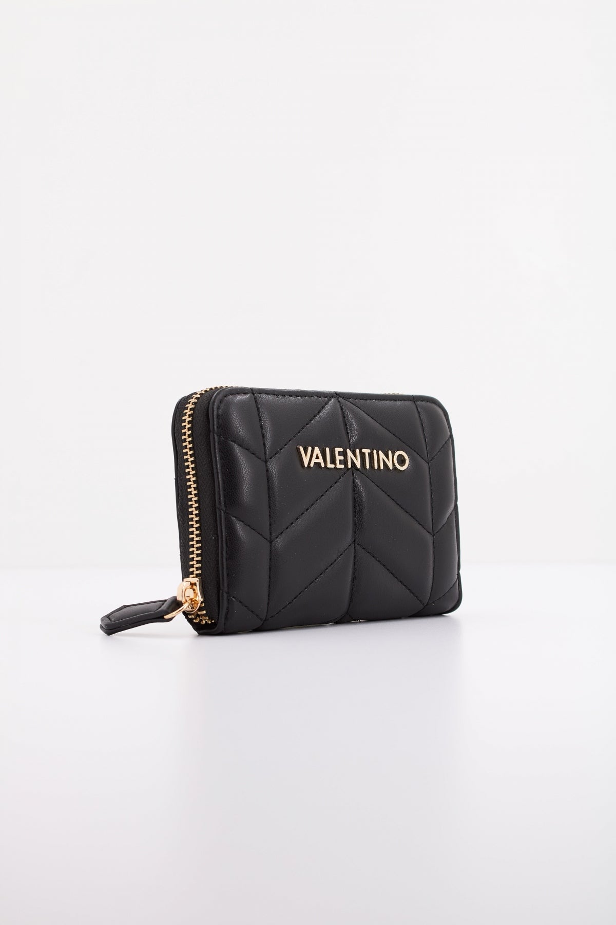 VALENTINO BAGS PORTAFOGLI CON ZIP PETAL en color NEGRO  (2)