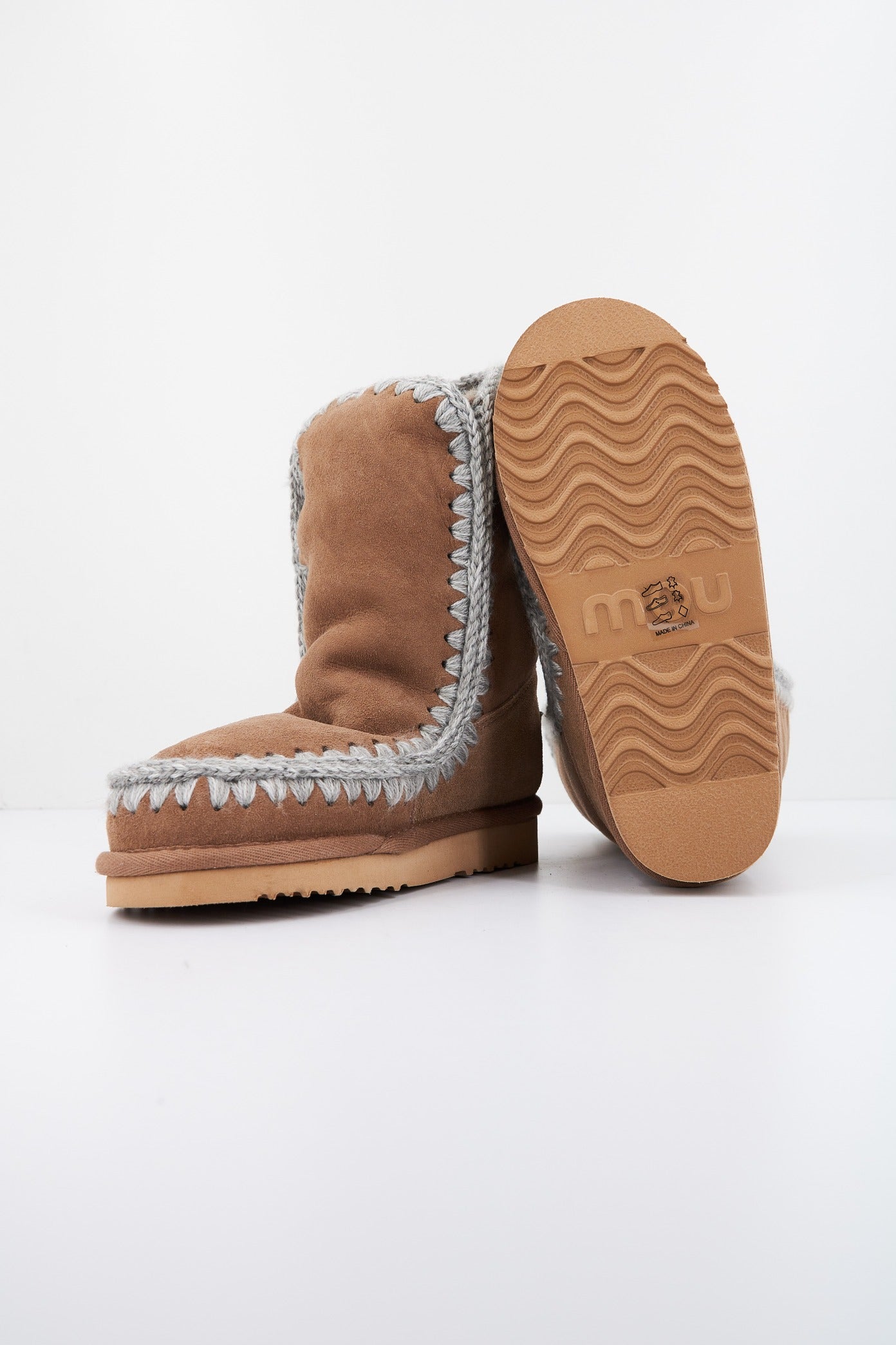 MOU ESKIMO BOOT  CM en color MARRON  (4)