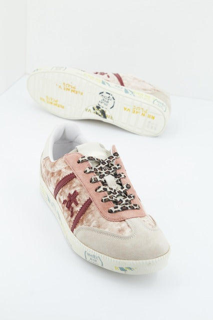 PREMIATA BONNIED  en color ROSA  (2)