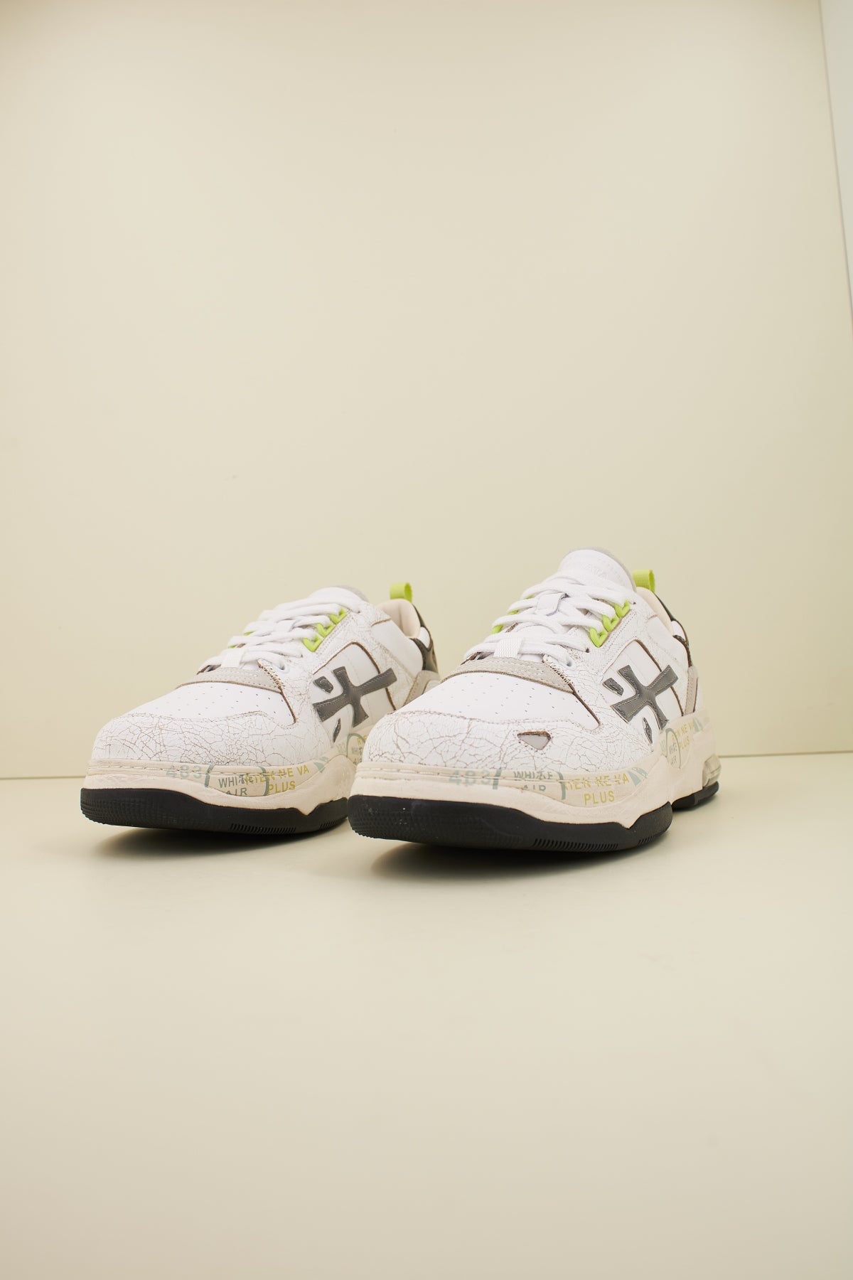 PREMIATA DRAKE en color BLANCO  (2)