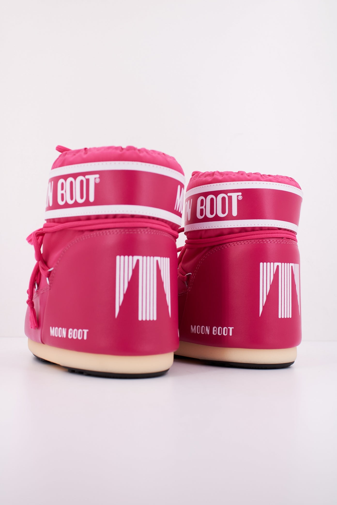 MOON BOOT  MB ICON LOW NY en color ROSA  (4)