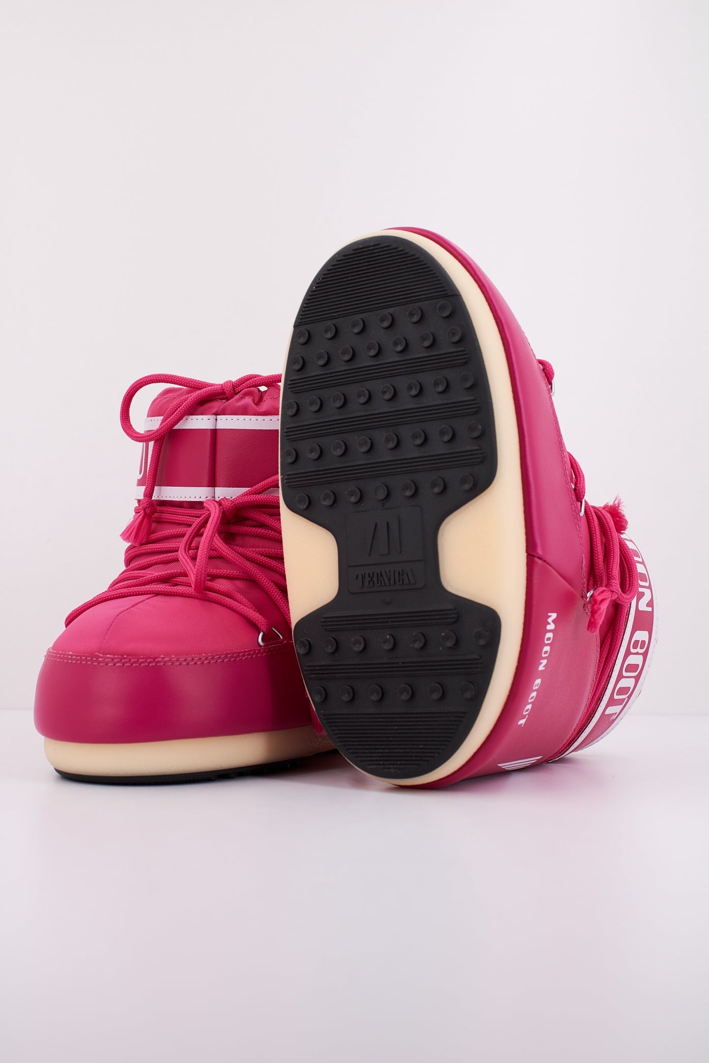 MOON BOOT  MB ICON LOW NY en color ROSA  (5)