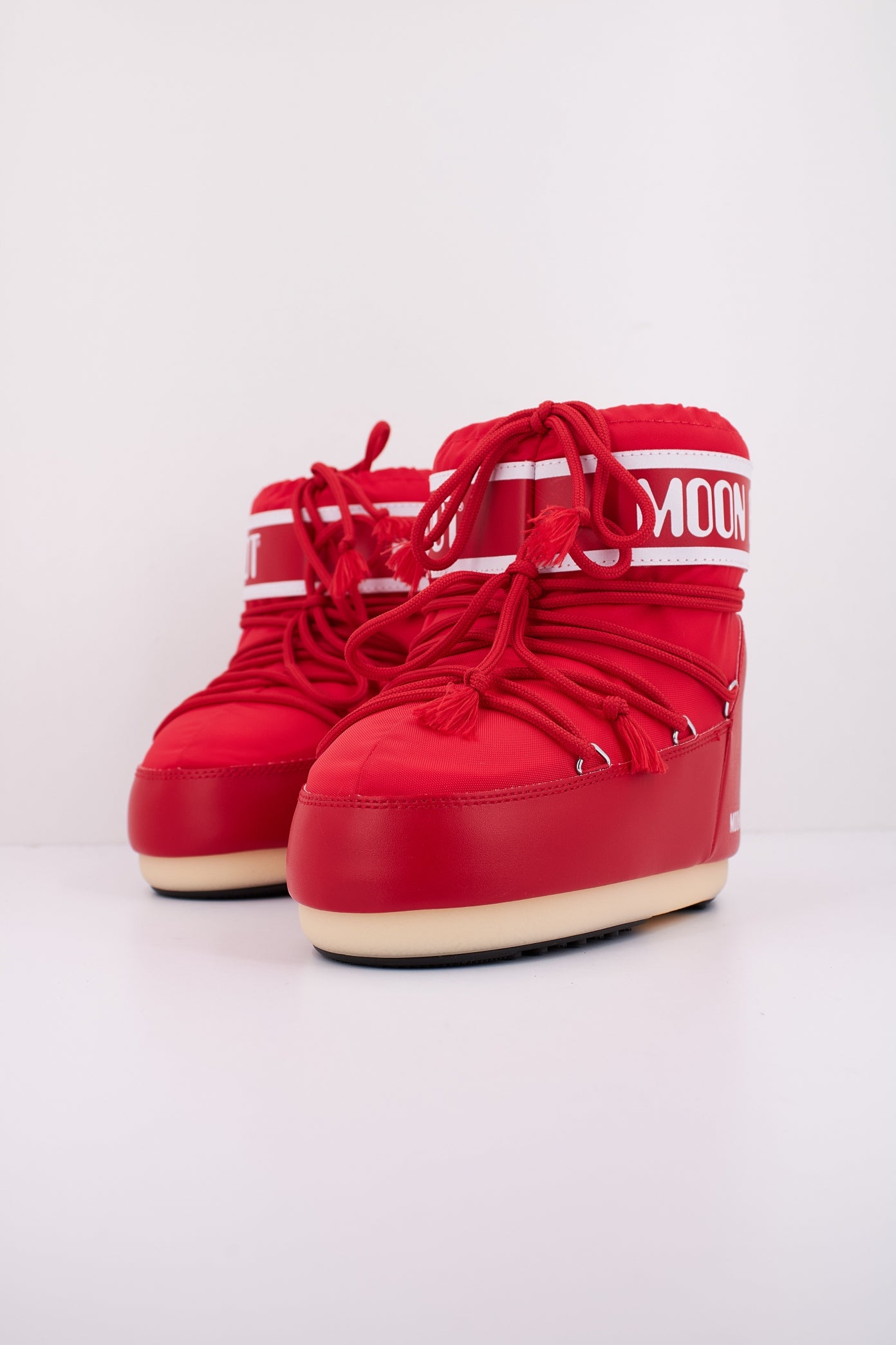 MOON BOOT MB ICON LOW NY en color ROJO  (2)