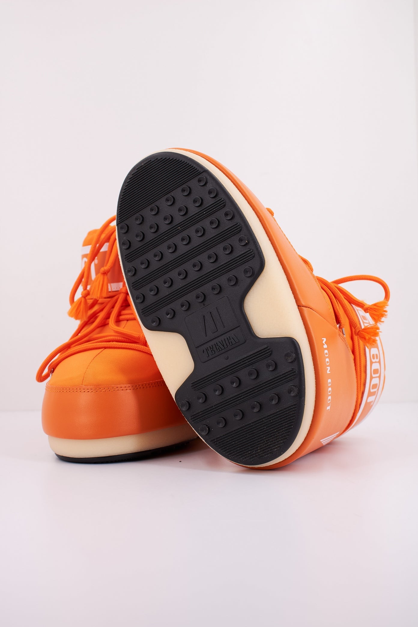 MOON BOOT MB ICON LOW NY en color NARANJA  (5)