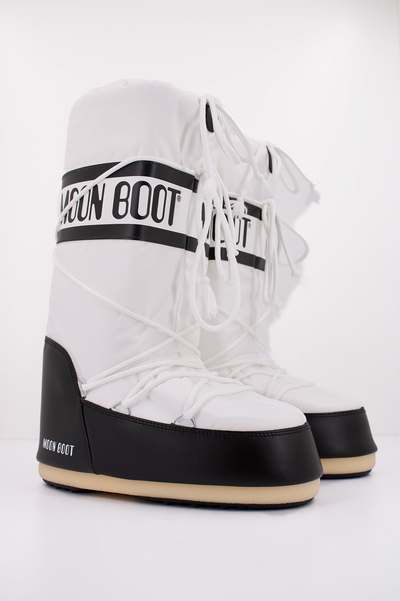 MOON BOOT MB ICON NYLON en color BLANCO  (2)