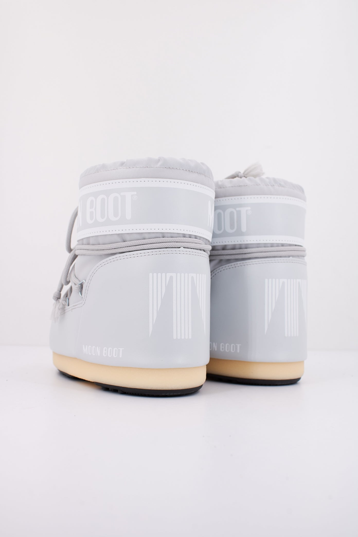 MOON BOOT  MB ICON LOW NY en color GRIS  (4)