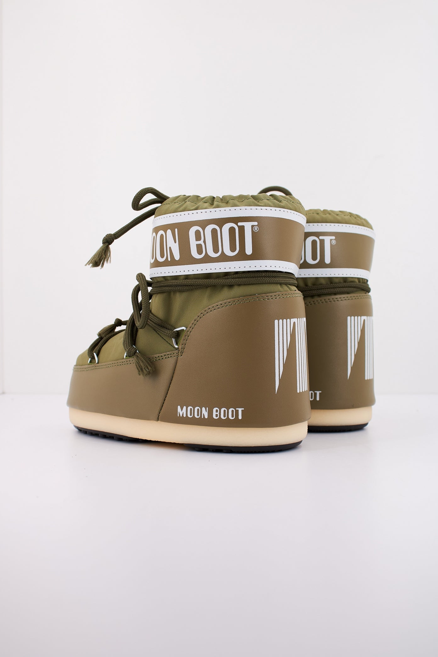 MOON BOOT MB ICON LOW NY en color VERDE  (4)