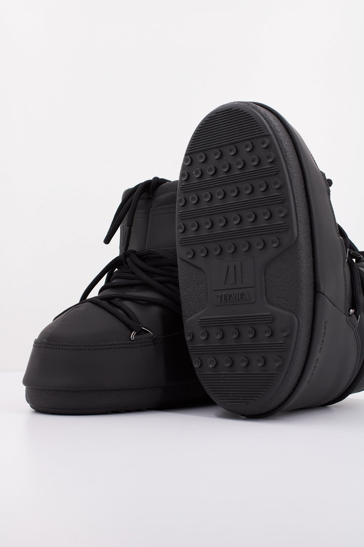 MOON BOOT  MB ICON LOW RUBB en color NEGRO  (5)