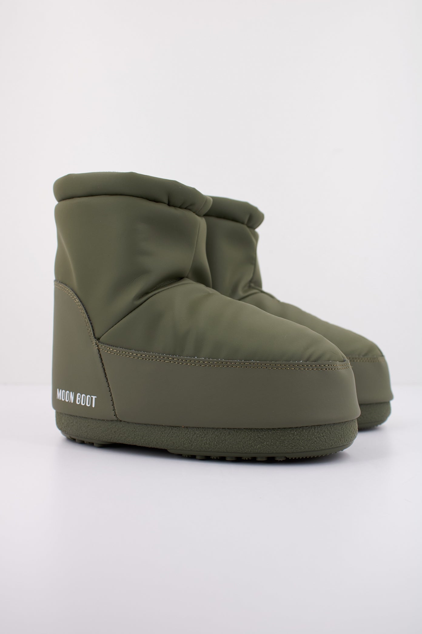 MOON BOOT MB ICON LOW NOLA en color VERDE  (2)