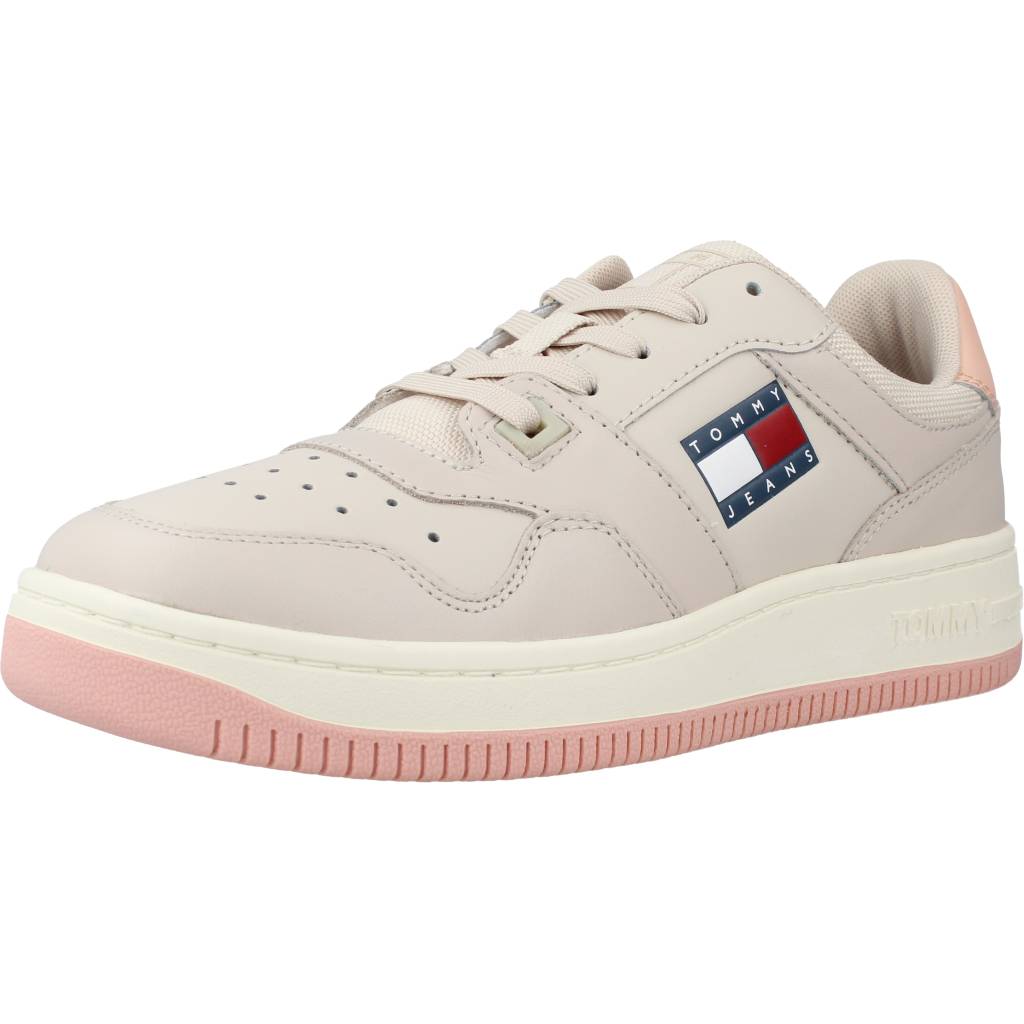 TOMMY JEANS RETRO BASKET en color BEIS  (1)