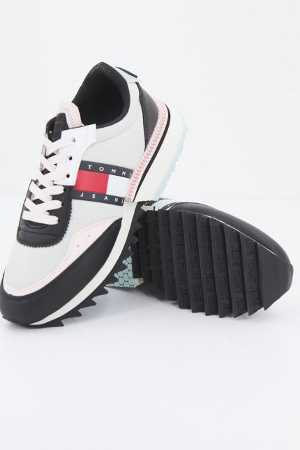 TOMMY JEANS SNEAKER CLEAT en color MULTICOLOR  (1)