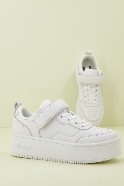 TOMMY JEANS ADHESIVE STRIP FLATFORM en color BLANCO  (1)