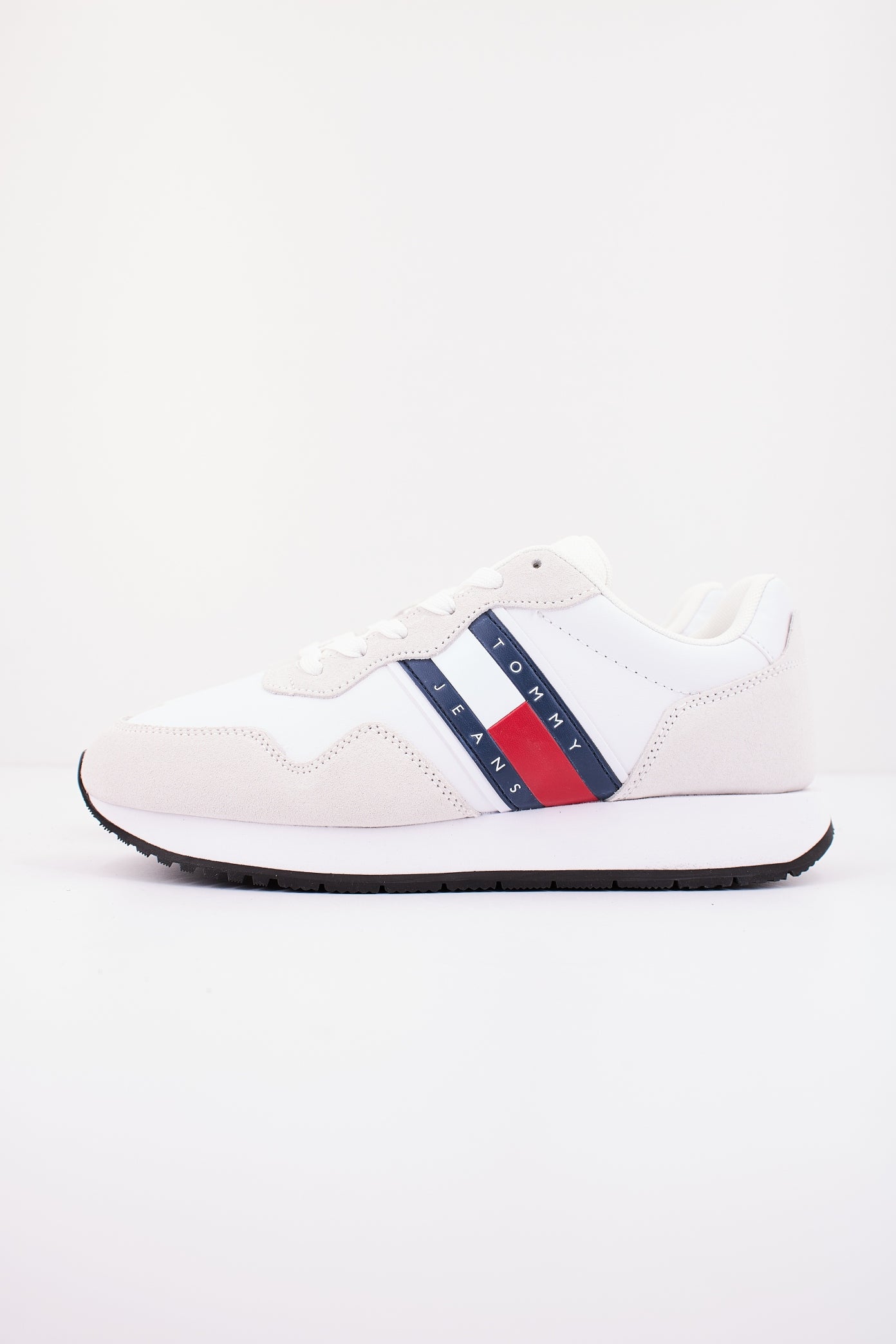 TOMMY JEANS TJW EVA RUNNER MAT MIX E en color BLANCO  (1)