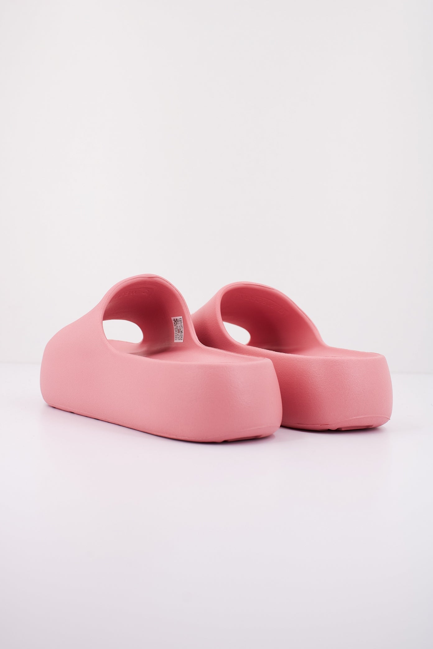 TOMMY JEANS TJW CHUNKY FLATFORM SLID en color ROSA  (3)