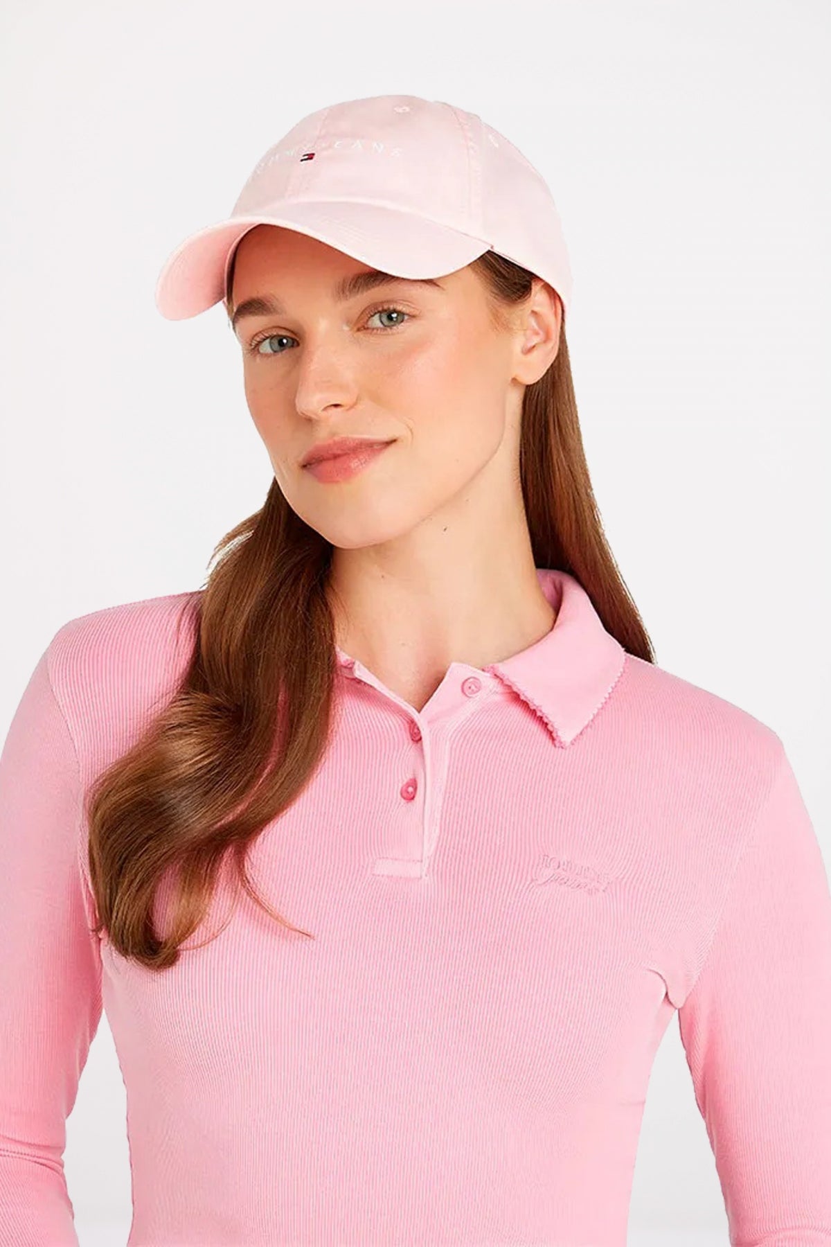 TOMMY JEANS  LINEAR LOGO  PANEL CAP en color ROSA  (4)